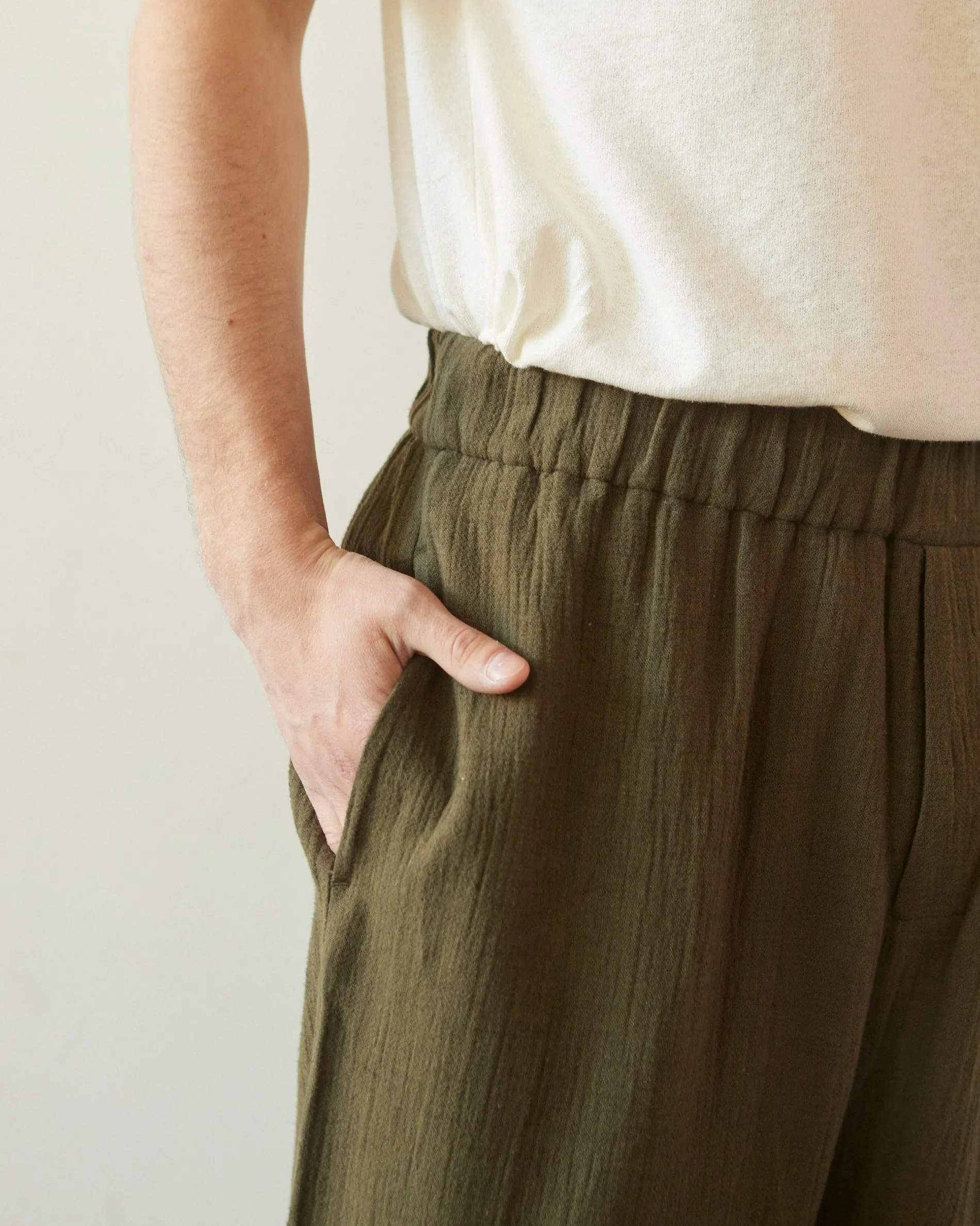 7115 Unisex Gauze Elastic Pull-Up Trouser, Deep Moss