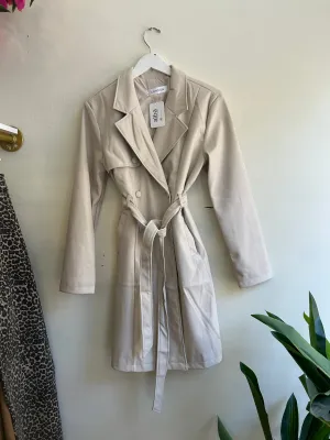 Avery Trench