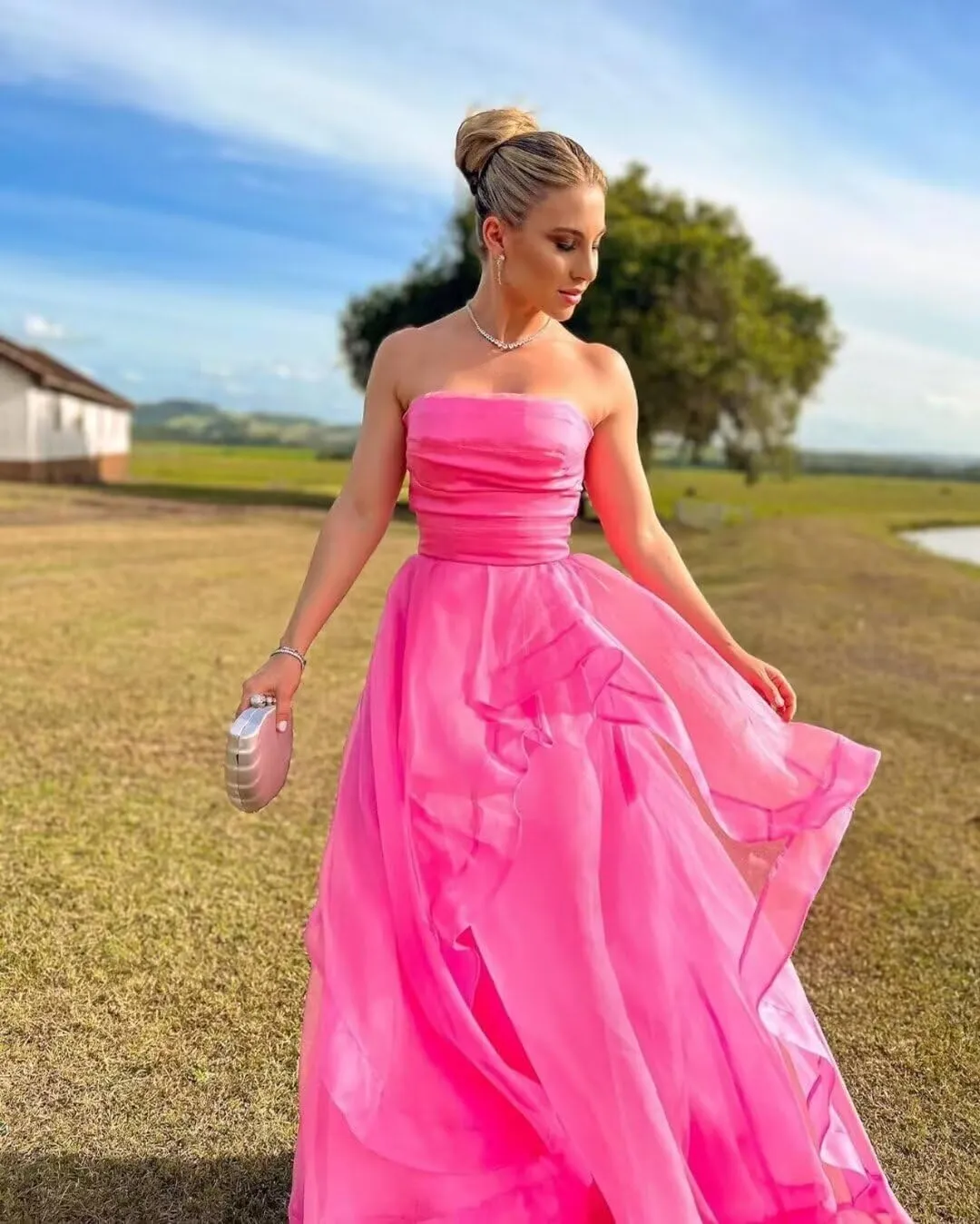 Strapless Prom Dresses 2024 A Line Ball Gown Chiffon Sleeveless Elegant Formal Evening Party Gowns